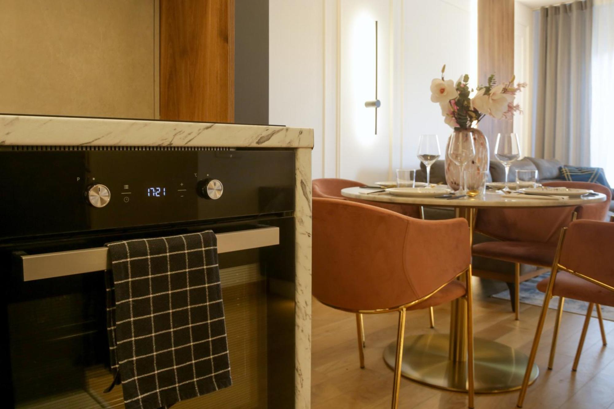 Supernova Royal Residence Novi Sad Bagian luar foto